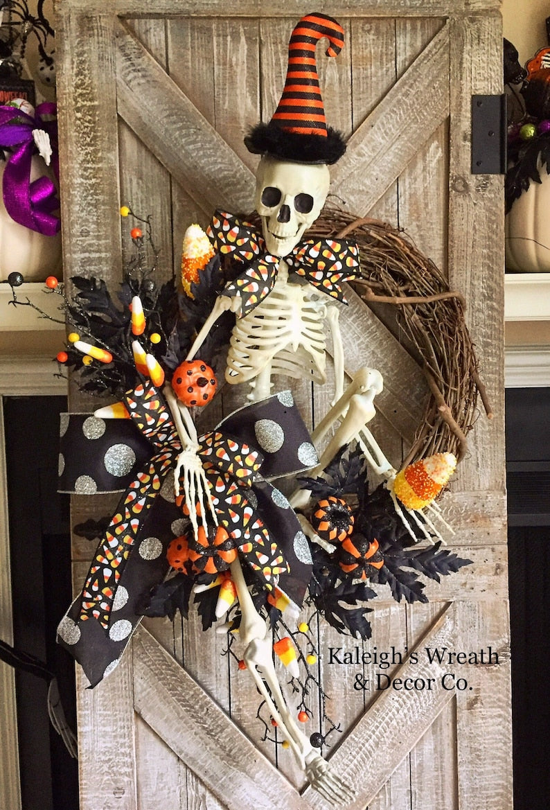 Halloween Wreath, Scary Halloween Wreath, Halloween Decor, Halloween Wreaths for Front Door, Skeleton Wreath, Outdoor Halloween Decorations