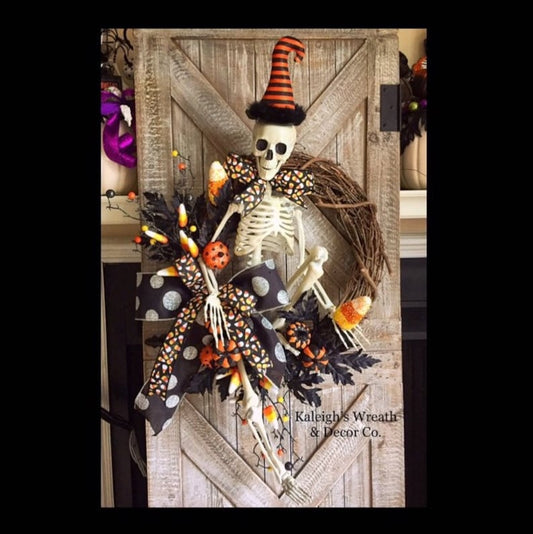 Halloween Wreath, Scary Halloween Wreath, Halloween Decor, Halloween Wreaths for Front Door, Skeleton Wreath, Outdoor Halloween Decorations