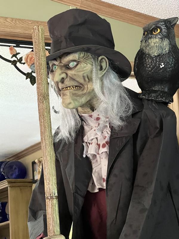Animated Gravedigger