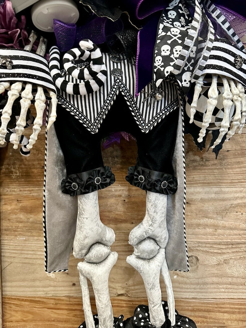 Skeleton Halloween Wreath, Steampunk Wreath, Victorian Halloween Door Decor, Halloween Wreath, Skeleton Wreath, Skeleton Door Decor