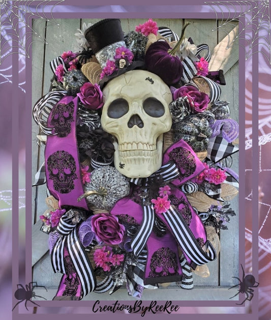 Halloween Wreath, Gothic Wreath, Skull Wreath, Skeleton Wreath, Scary Halloween Wreath, Spooky Decor, Halloween Decor