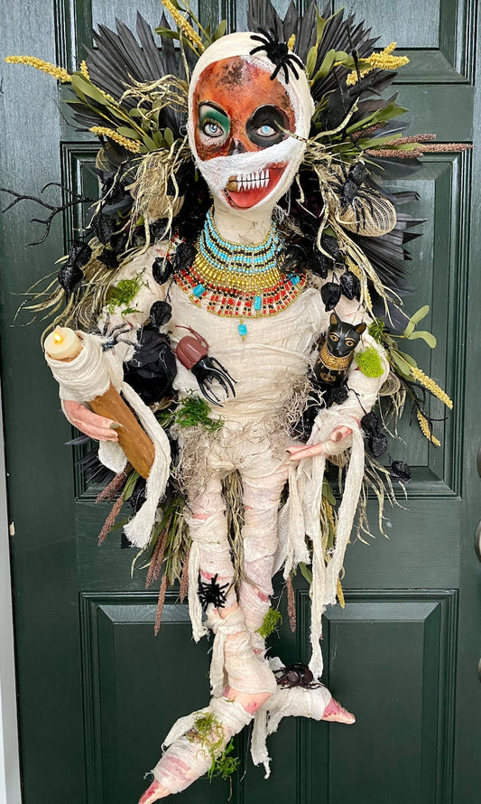 MUMMY , Mummy Wreath, Mummy Decor, Egyptian Mummy, cleopatra mummy