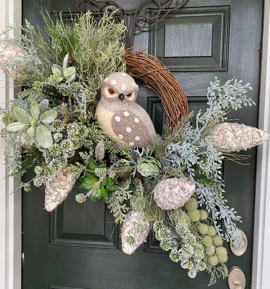 Winter wreath, icy succulents , owl, winter wreath with owl, natural winter wreath